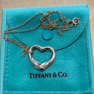 Tiffany Elsa Peretti Open Heart Necklace 22 mm